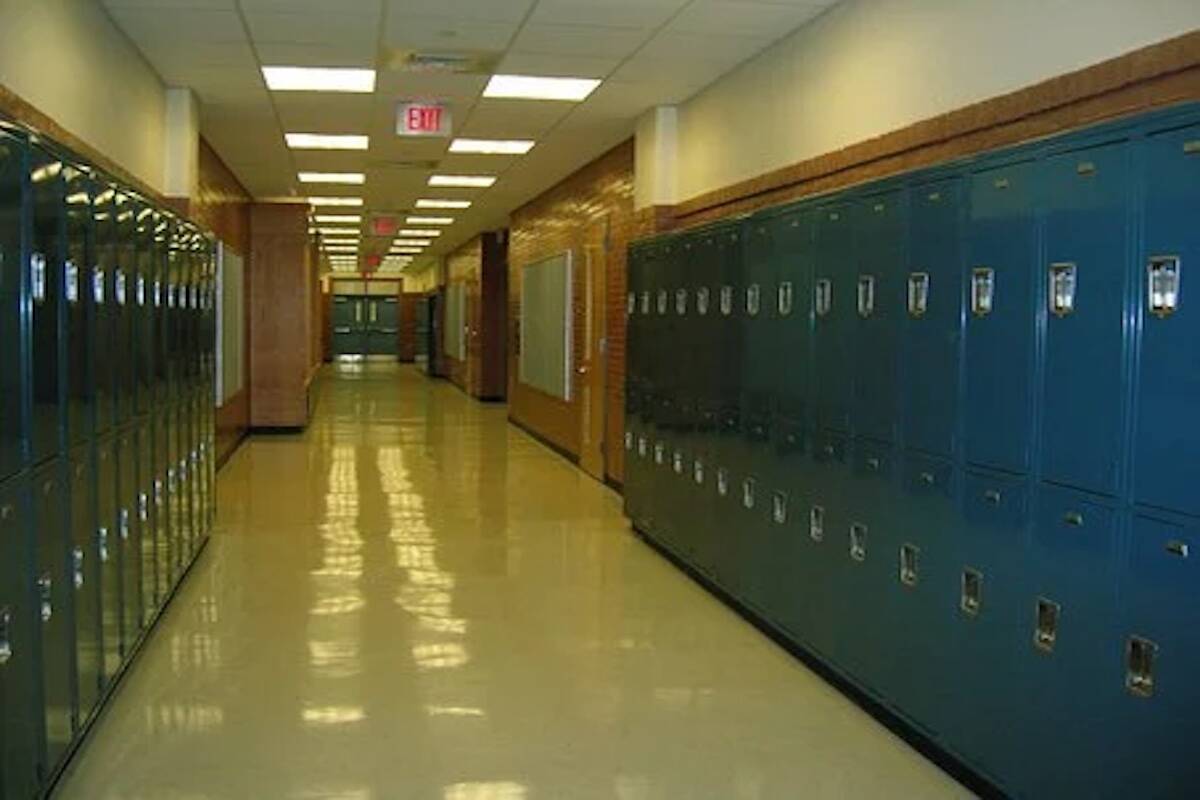 High-school hallway and lockers from pixabay.com.